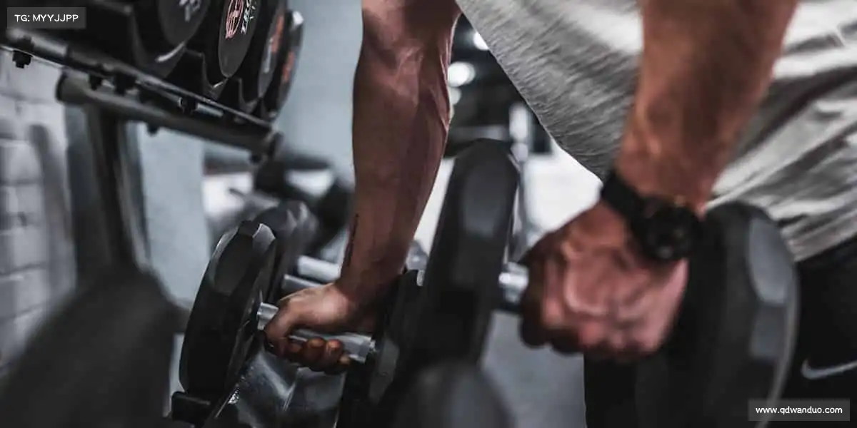 米兰milan🏒冰场飞驰,球场狂奔,这里是所有热爱的起点!一起来躁!